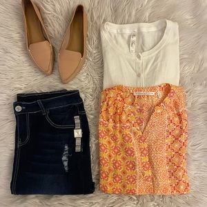 NWT | Violet & Claire |  Yellow patterned tank
